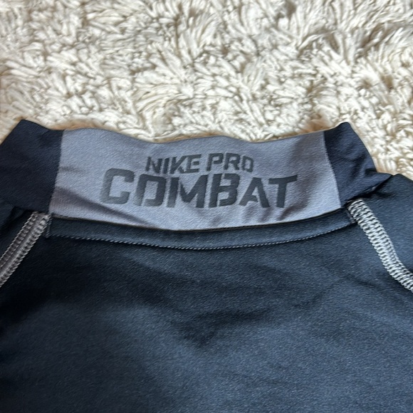 Nike Men's Pro Combat Hyperwarm Shirt, Navy Blue/Gray, Size Small - Picture 7 of 11